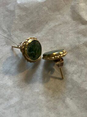 Jade Stud Earrings Round Goldtone setting